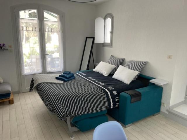 Adorable Petite Maison A 400M De La Mer Villa Saint-Georges-de-Didonne Eksteriør billede